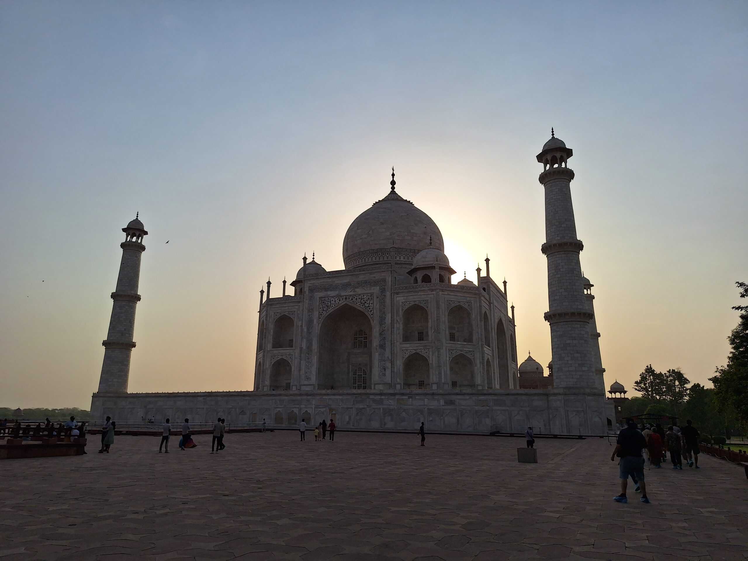 Taj Mahal at Sunrise in Agra